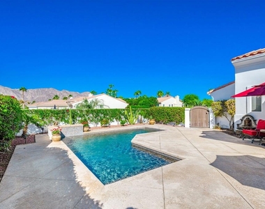 78975 Breckenridge Drive - Photo Thumbnail 2