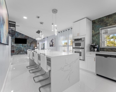 11647 Anhinga Drive - Photo Thumbnail 43