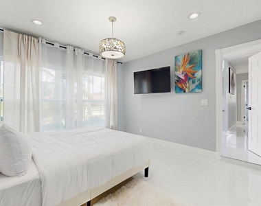 11647 Anhinga Drive - Photo Thumbnail 15