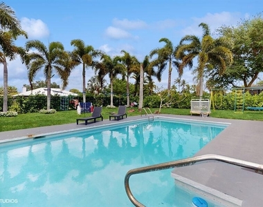 11647 Anhinga Drive - Photo Thumbnail 24