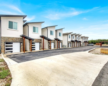 21200 Portsmouth Cv - Photo Thumbnail 1