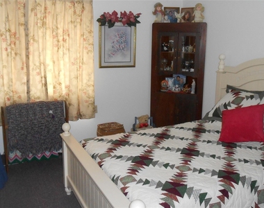 620 W Pike St - Photo Thumbnail 5