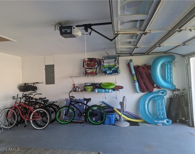 2535 Sw 28th Place - Photo Thumbnail 23