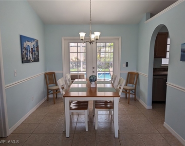 2535 Sw 28th Place - Photo Thumbnail 15