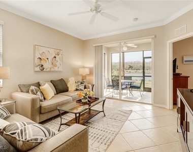 10275 Heritage Bay Boulevard - Photo Thumbnail 5