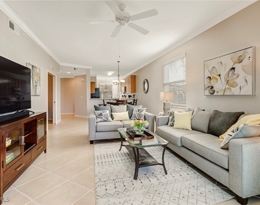 10275 Heritage Bay Boulevard - Photo Thumbnail 3