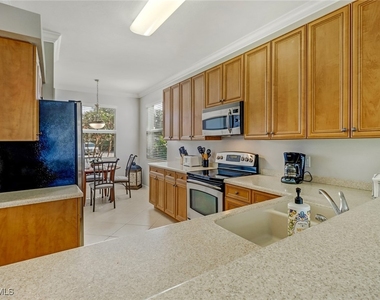 10275 Heritage Bay Boulevard - Photo Thumbnail 10