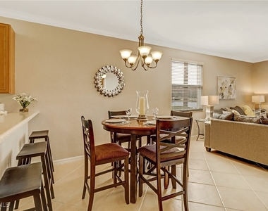 10275 Heritage Bay Boulevard - Photo Thumbnail 8