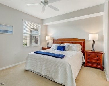 10275 Heritage Bay Boulevard - Photo Thumbnail 16