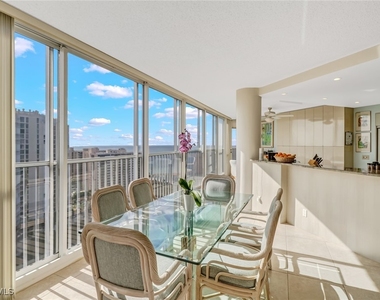 4041 Gulf Shore Boulevard N - Photo Thumbnail 13