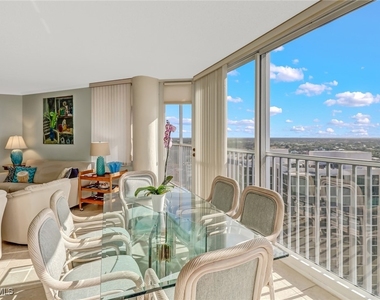 4041 Gulf Shore Boulevard N - Photo Thumbnail 14