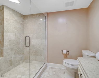 4041 Gulf Shore Boulevard N - Photo Thumbnail 27