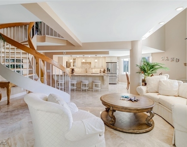 4041 Gulf Shore Boulevard N - Photo Thumbnail 2