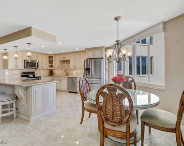 4041 Gulf Shore Boulevard N - Photo Thumbnail 11