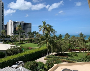 4041 Gulf Shore Boulevard N - Photo Thumbnail 7