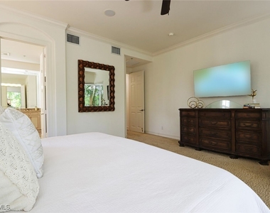 2868 Tiburon Boulevard E - Photo Thumbnail 14