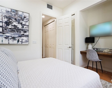 2868 Tiburon Boulevard E - Photo Thumbnail 17