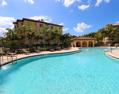 2868 Tiburon Boulevard E - Photo Thumbnail 35