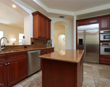 2868 Tiburon Boulevard E - Photo Thumbnail 9