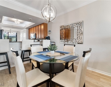 9525 Avellino Way - Photo Thumbnail 5