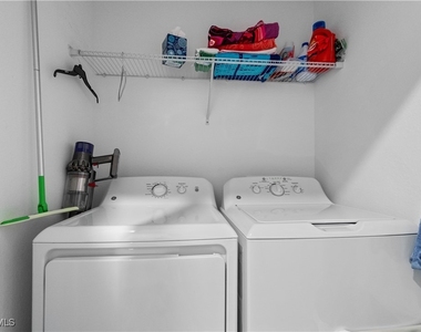 9590 Trevi Court - Photo Thumbnail 12