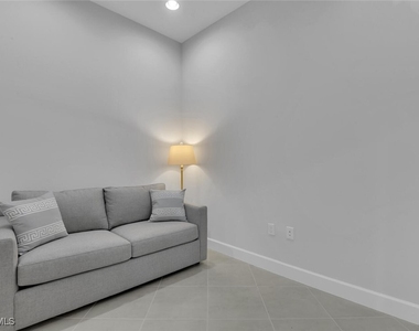 7124 Saona Court - Photo Thumbnail 18