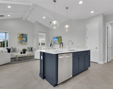 7124 Saona Court - Photo Thumbnail 6