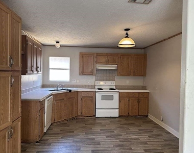 11919 Kingslake Forest Drive - Photo Thumbnail 8