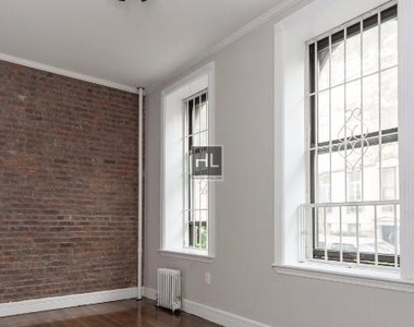 East 18th Street - Photo Thumbnail 23