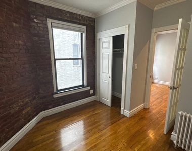 East 13th Street - Photo Thumbnail 6