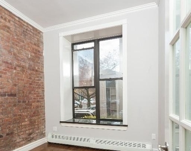 East 28th Street - Photo Thumbnail 18