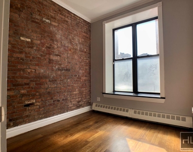 East 28th Street - Photo Thumbnail 1