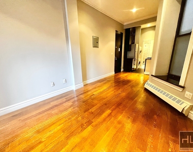 East 28th Street - Photo Thumbnail 9