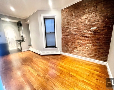 East 28th Street - Photo Thumbnail 8