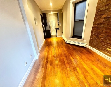 East 28th Street - Photo Thumbnail 10