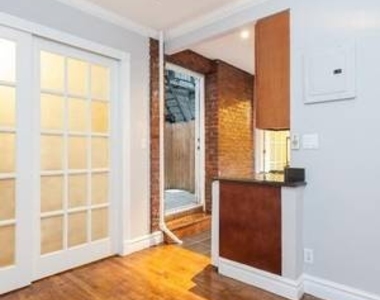 East 13th Street - Photo Thumbnail 13