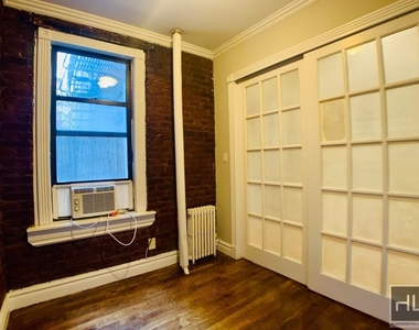 East 13th Street - Photo Thumbnail 5