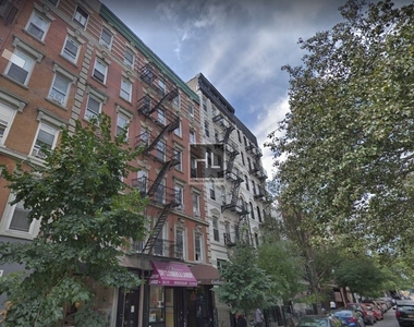 East 11th Street - Photo Thumbnail 18