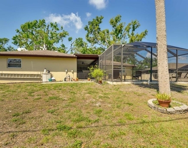 1342 Eagle Street - Photo Thumbnail 26