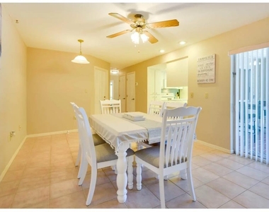 1342 Eagle Street - Photo Thumbnail 16