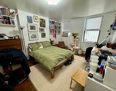 301 East 110th Street - Photo Thumbnail 5