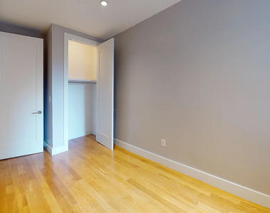 600 West 136th Street - Photo Thumbnail 4