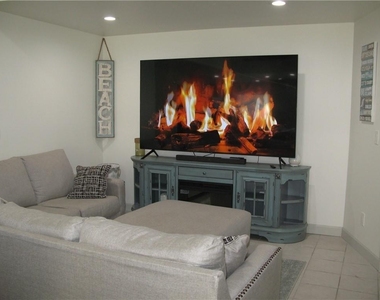 3700 Bay Street - Photo Thumbnail 6
