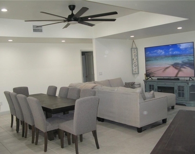 3700 Bay Street - Photo Thumbnail 3