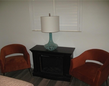 3700 Bay Street - Photo Thumbnail 14
