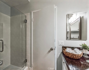30902 Clubhouse Drive - Photo Thumbnail 19