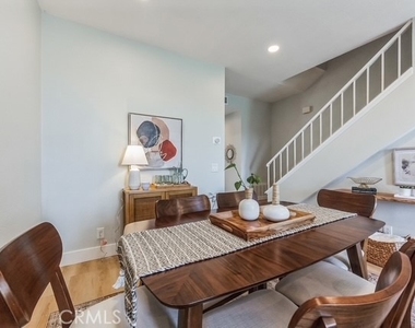 30902 Clubhouse Drive - Photo Thumbnail 9