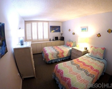 3755 Ocean Front Walk - Photo Thumbnail 19