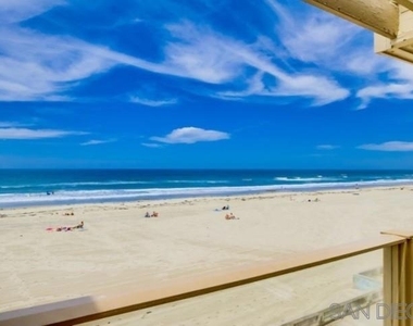 3755 Ocean Front Walk - Photo Thumbnail 4