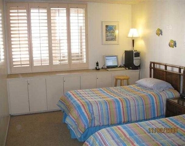 3755 Ocean Front Walk - Photo Thumbnail 13